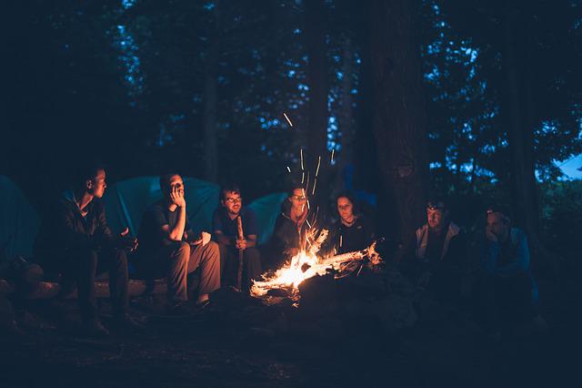 Faire du camping en famille : pourquoi exactement ?