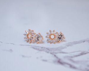 Des modèles élégants pour choisir les boucles d’oreilles parfaites