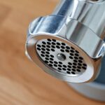 Hachoir électrique qui chauffe et s'arrête au bout de trente secondes