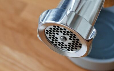 Hachoir électrique qui chauffe et s'arrête au bout de trente secondes